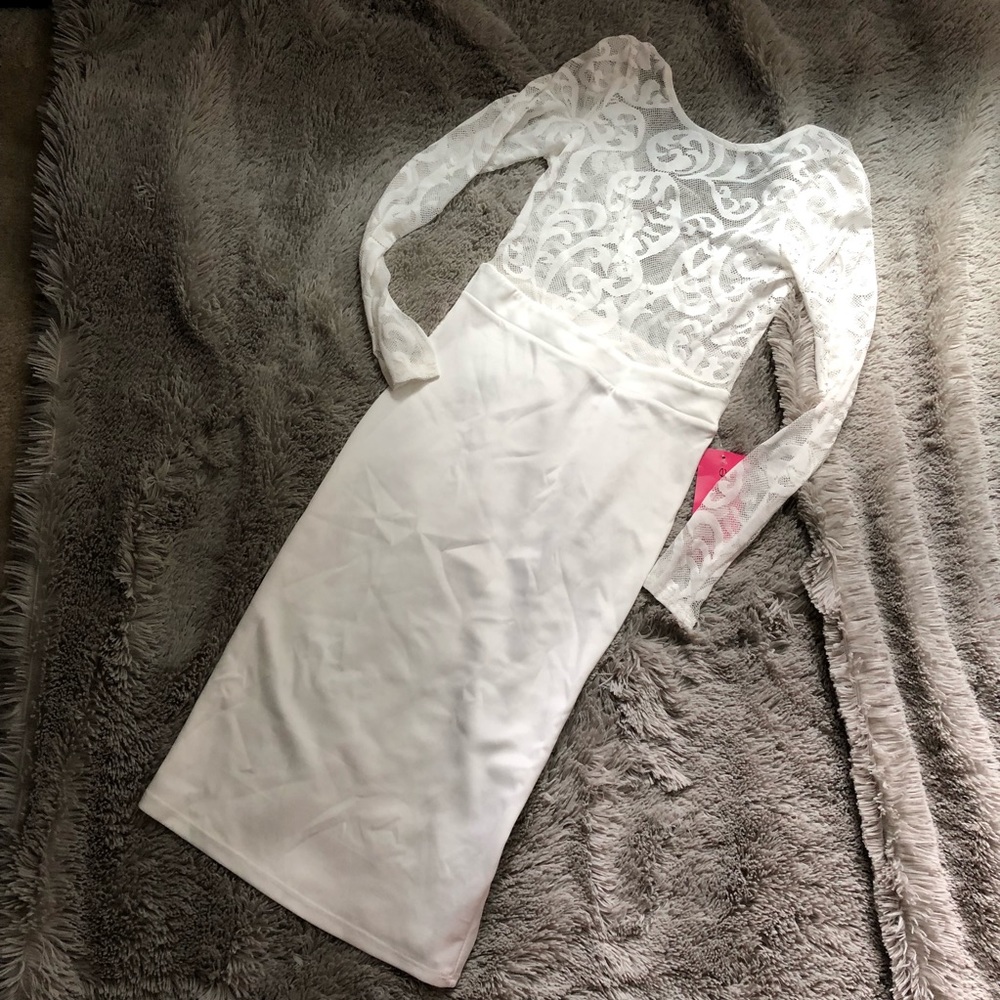 Women’s All White Dress - size M